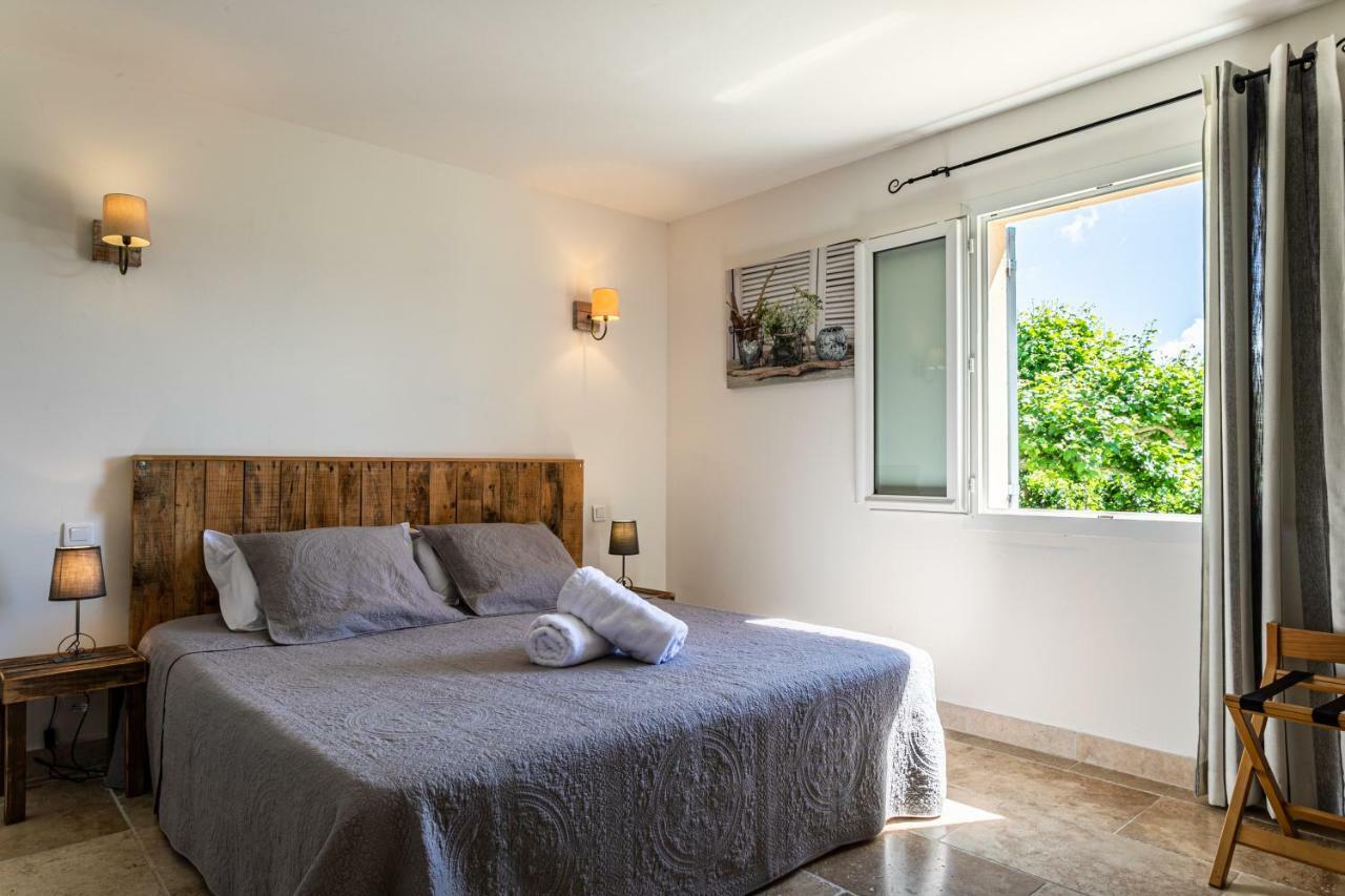 Mas Saint Julien Bed and Breakfast Cavaillon Buitenkant foto
